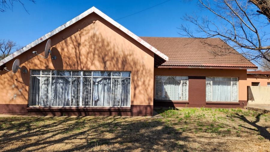 3 Bedroom Property for Sale in Stilfontein North West